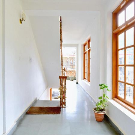 Oyo 10279 Sita Cottage Manāli Exterior foto
